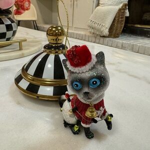 Beautiful/ cute   kitty tree ornament🧶🐈